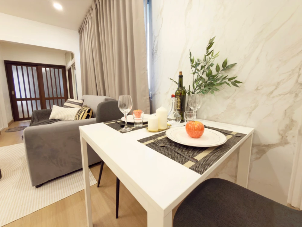 Garden Court units for sale. Beautiful rooms, fully furnished. Book now!