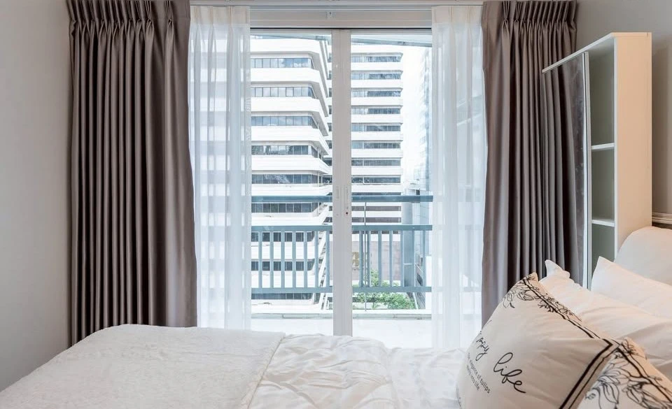 Selling Grand Park View Asoke, 2 bedrooms, 10th floor, separate kitchen, 54.5 sq m. Stunningly beautifully decorated. You'll regret not booking it!
