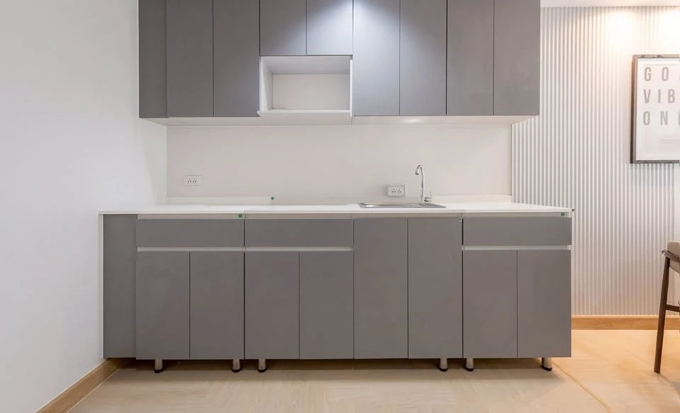 Selling Grand Park View Asoke, 2 bedrooms, 10th floor, separate kitchen, 54.5 sq m. Stunningly beautifully decorated. You'll regret not booking it!