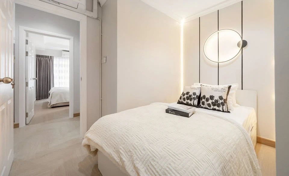 Selling Grand Park View Asoke, 2 bedrooms, 10th floor, separate kitchen, 54.5 sq m. Stunningly beautifully decorated. You'll regret not booking it!