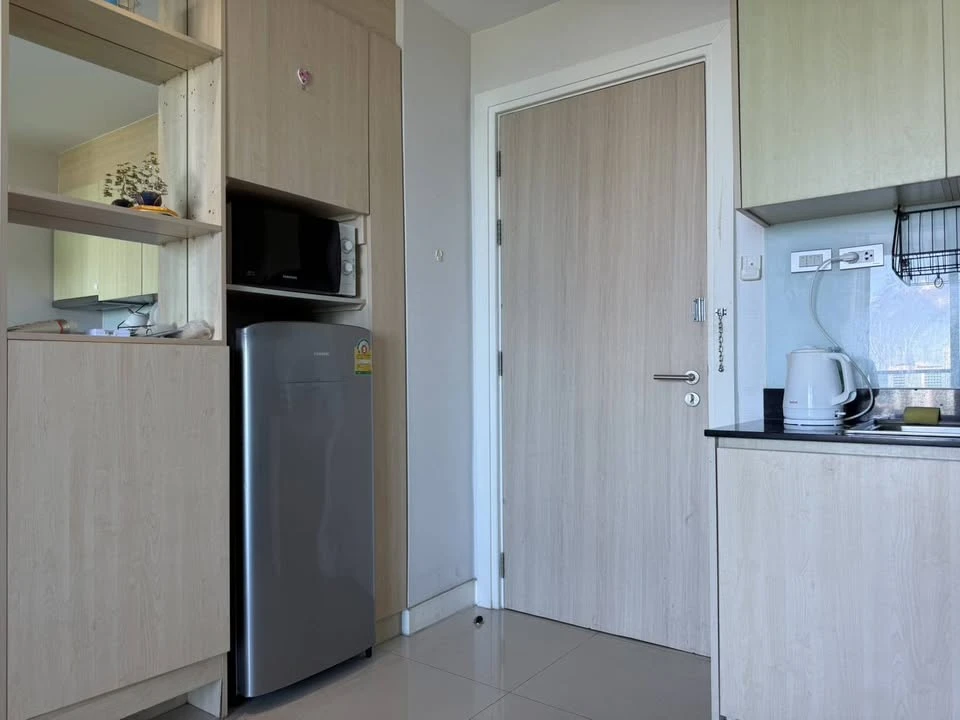 For sale: Grande Caribbean Resort Pattaya, 9th floor, Pattaya sea view, fully furnished room, don't miss out!