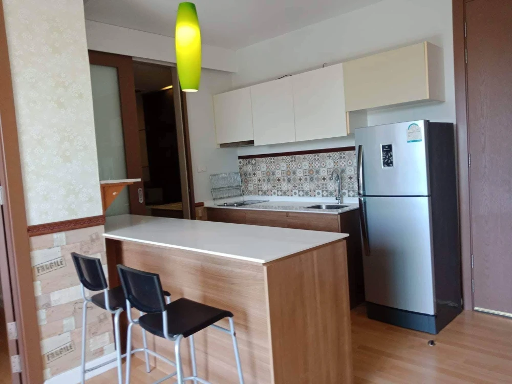 Green Lake Condo Sriracha for sale, spacious room with plenty of usable space, comes with complete furniture and amenities, reserve now!