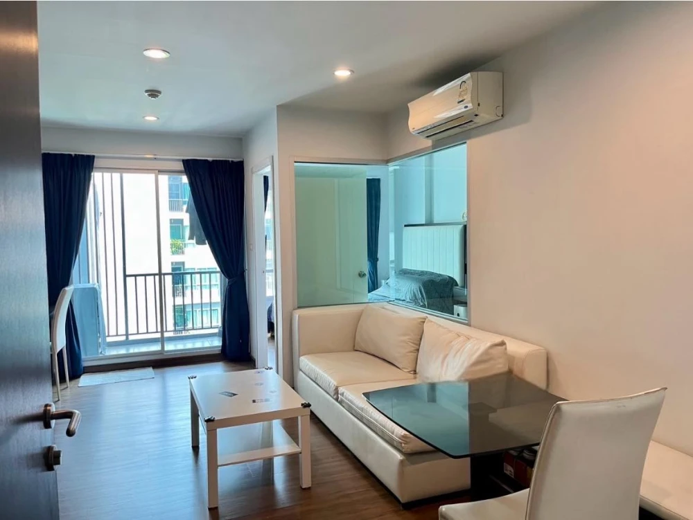For sale: Hallmark Chaengwattana, 6th floor, Building B, corner room, quiet, not crowded, complete with electrical appliances. Don't miss it.