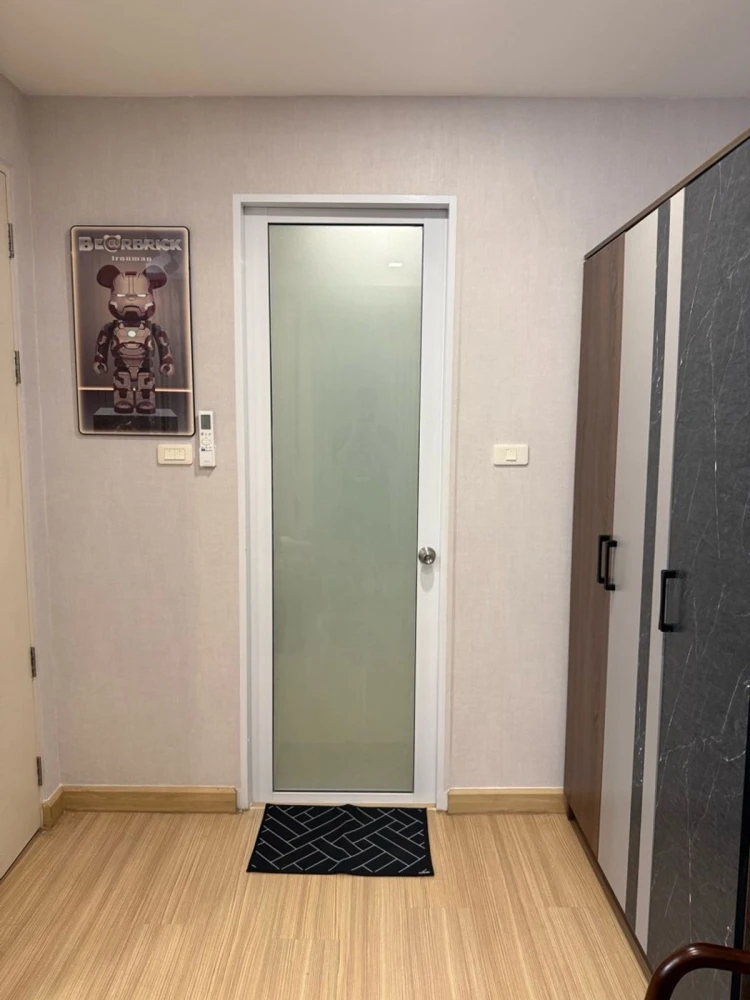 Selling Happy Condo Ladprao 101, 3rd floor, corner unit, fully furnished. Interested? Book now! Urgent!
