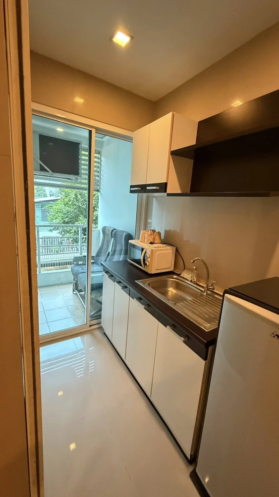 Happy Condo Ladprao 101 for sale. Ready to move in, fully furnished. Just bring your personal belongings! Book now before it's too late!!!