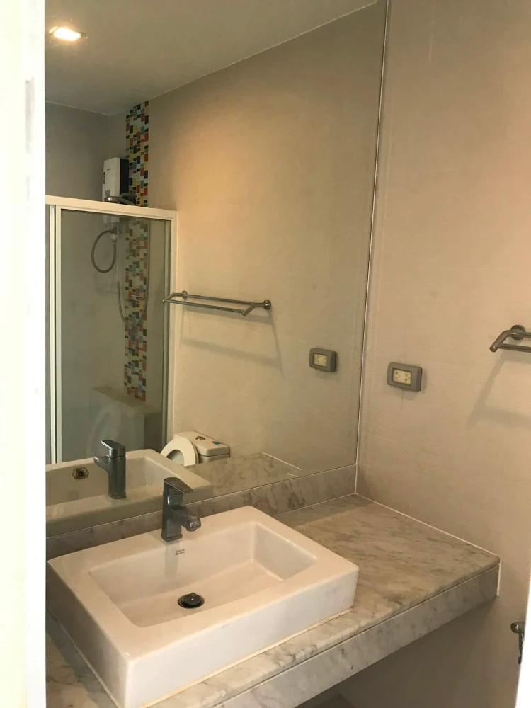For sale Happy Condo Ladprao 101, studio room, 6th floor, good location, complete amenities, book now.