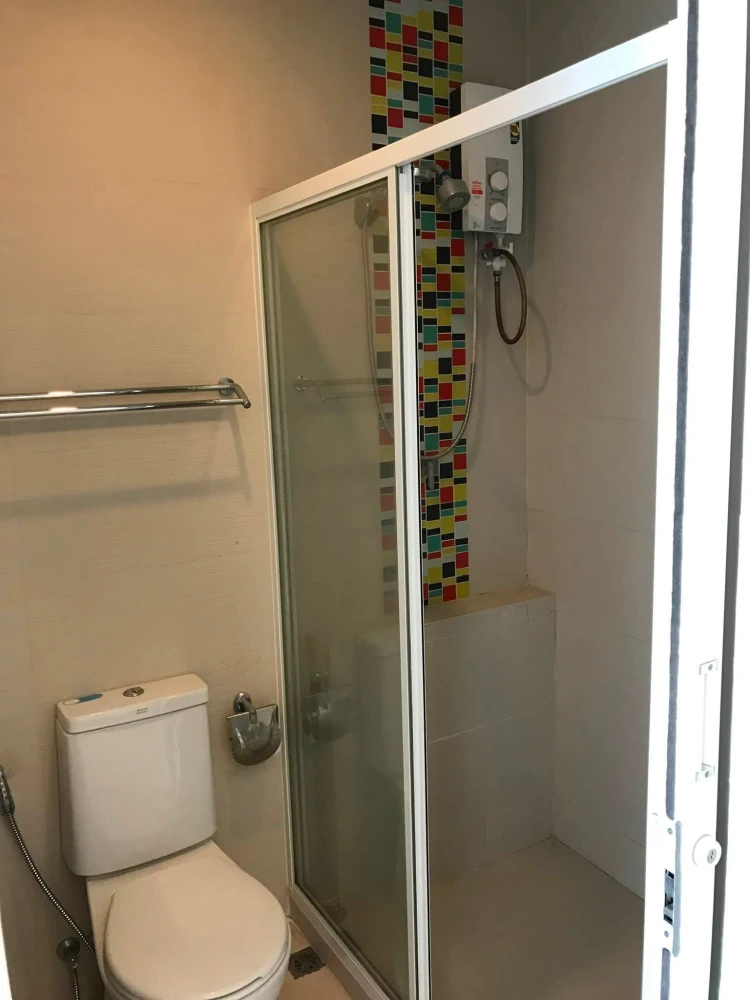 For sale Happy Condo Ladprao 101, studio room, 6th floor, good location, complete amenities, book now.