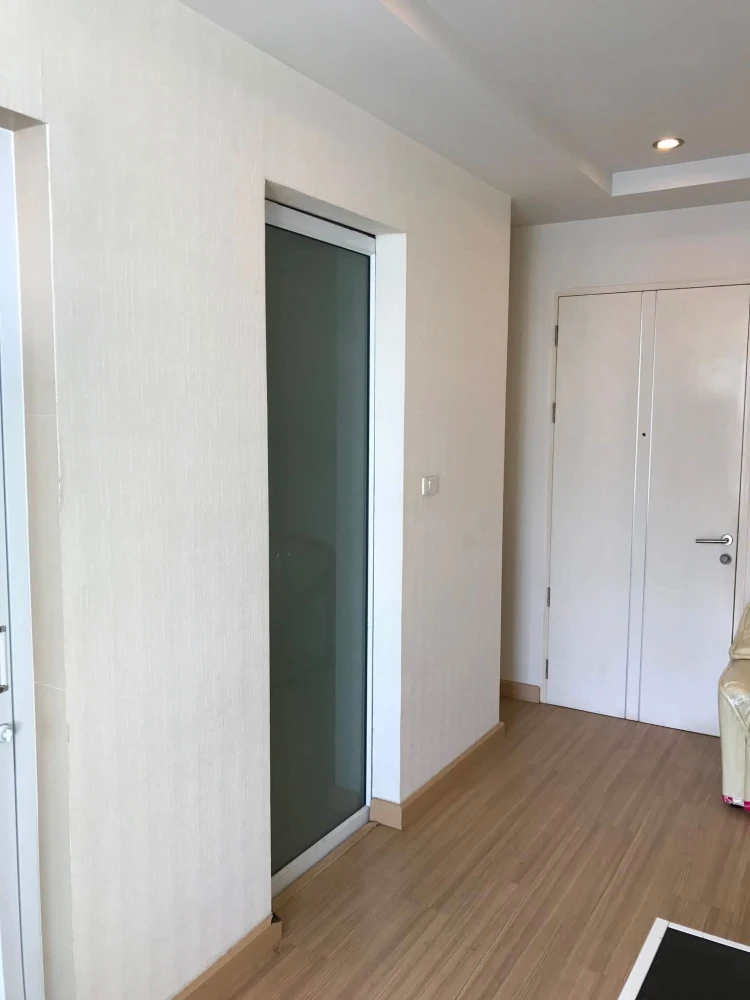 For sale Happy Condo Ladprao 101, studio room, 6th floor, good location, complete amenities, book now.