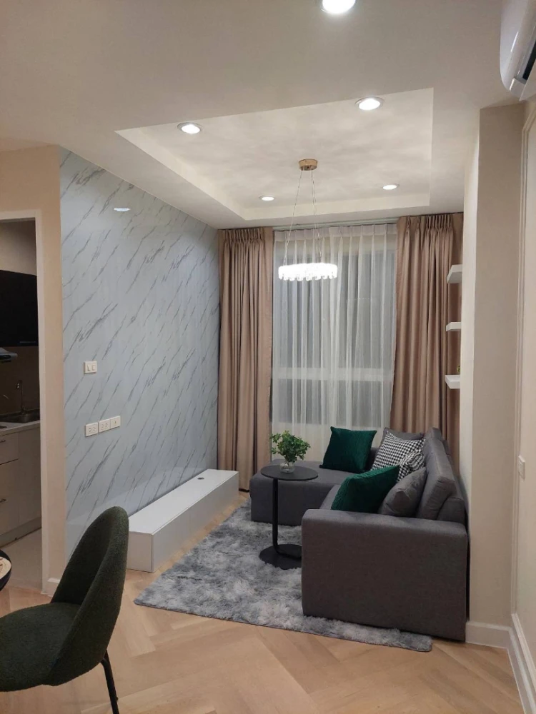 Selling Happy Condo Ladprao 101. Beautiful unit, fully furnished and decorated, ready to move in.