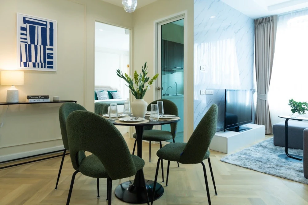 Selling Happy Condo Ladprao 101. Beautiful unit, fully furnished and decorated, ready to move in.