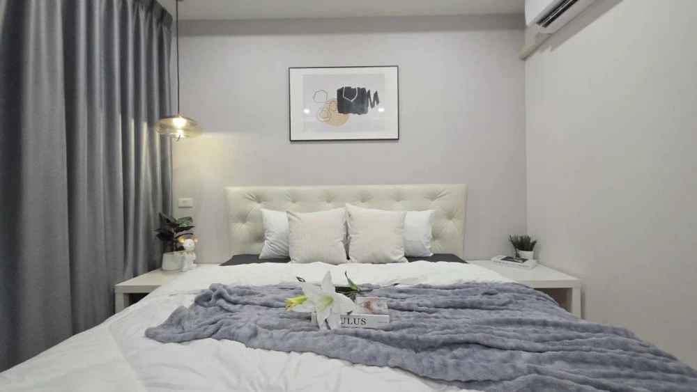 Selling/rent Happy Condo Ladprao 101, 2 bedrooms, 2 bathrooms. Very spacious unit. Book now!