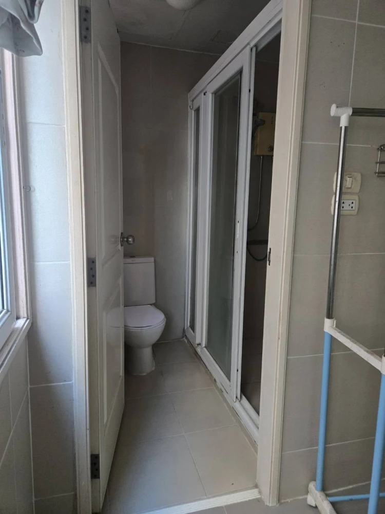 Happy Condo Ratchada 18 for sale. Ready to move in, fully furnished. Low floor. Book now!