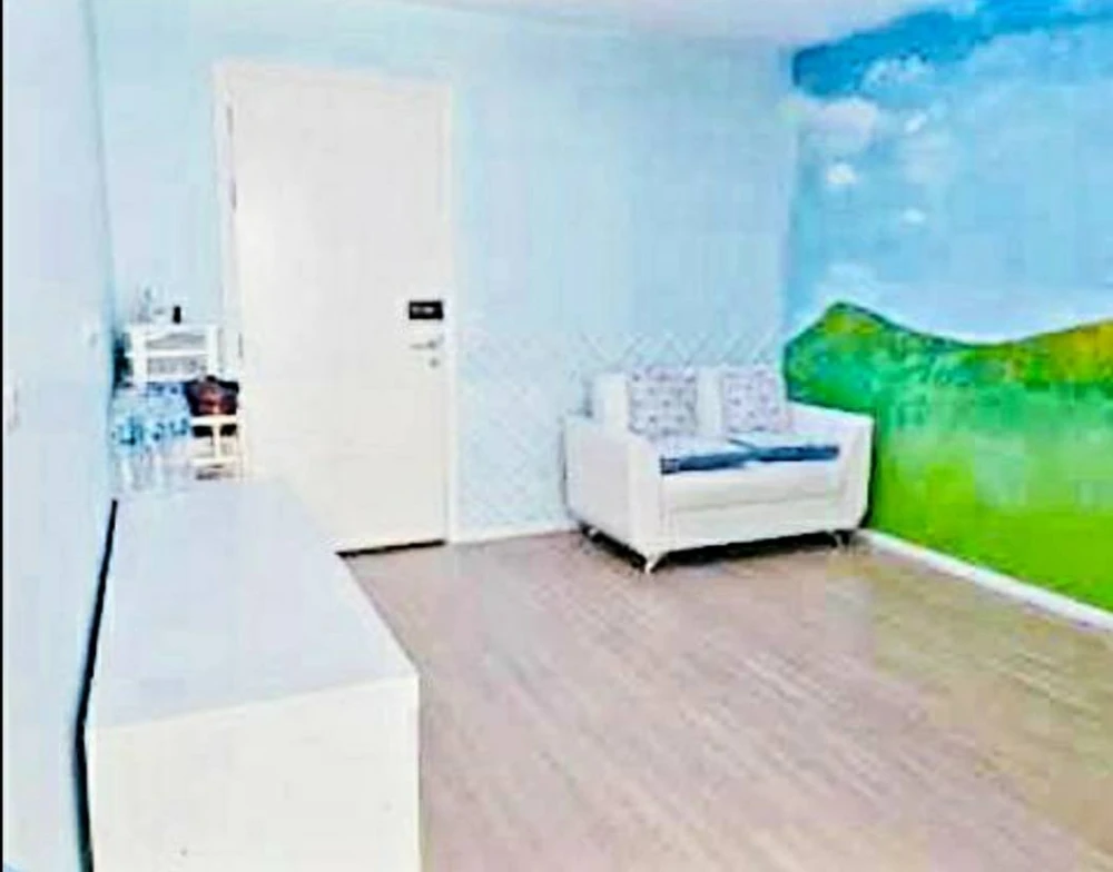 For sale: Happy Condo Lat Phrao 101, very spacious room, brightly decorated, fully furnished. I must say you have to book.