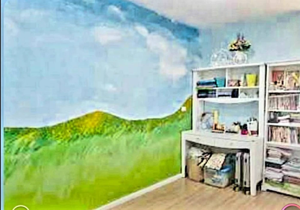 For sale: Happy Condo Lat Phrao 101, very spacious room, brightly decorated, fully furnished. I must say you have to book.