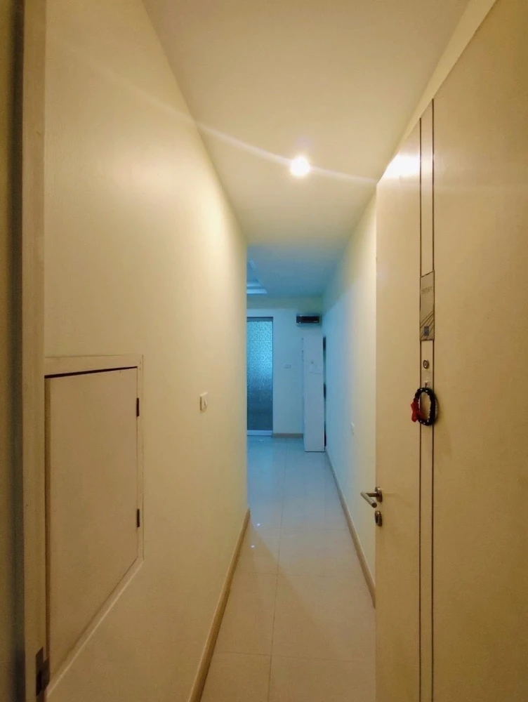 Happy Condo for sale, Lat Phrao 101, large room, comfortable, not cramped, corner location, quiet, peaceful, suitable for relaxation.