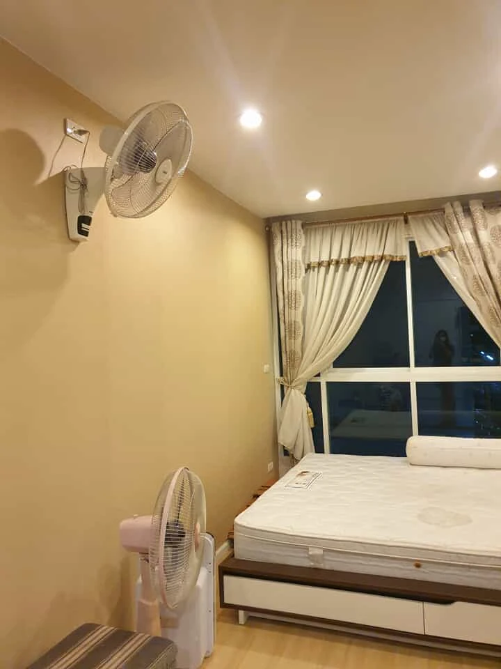 Happy Condo for sale, Lat Phrao 101, Building G, 3rd floor. The project has many shops and convenience services. Reserve now.
