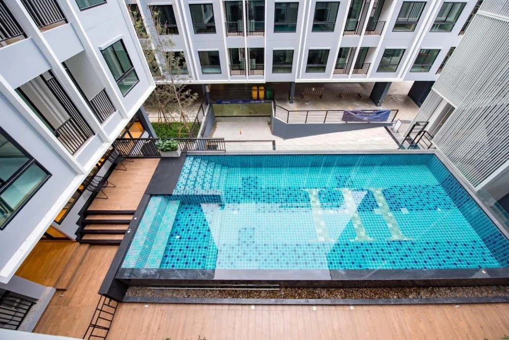 Hi Sukhumvit 93 for sale, furnished room, pool view, separated room, reserve now.