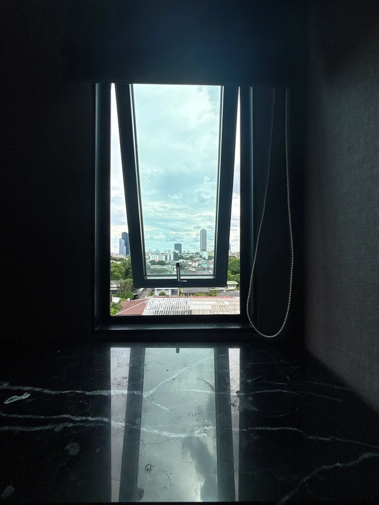 Hi Sukhumvit 93 for sale, furnished room, pool view, separated room, reserve now.