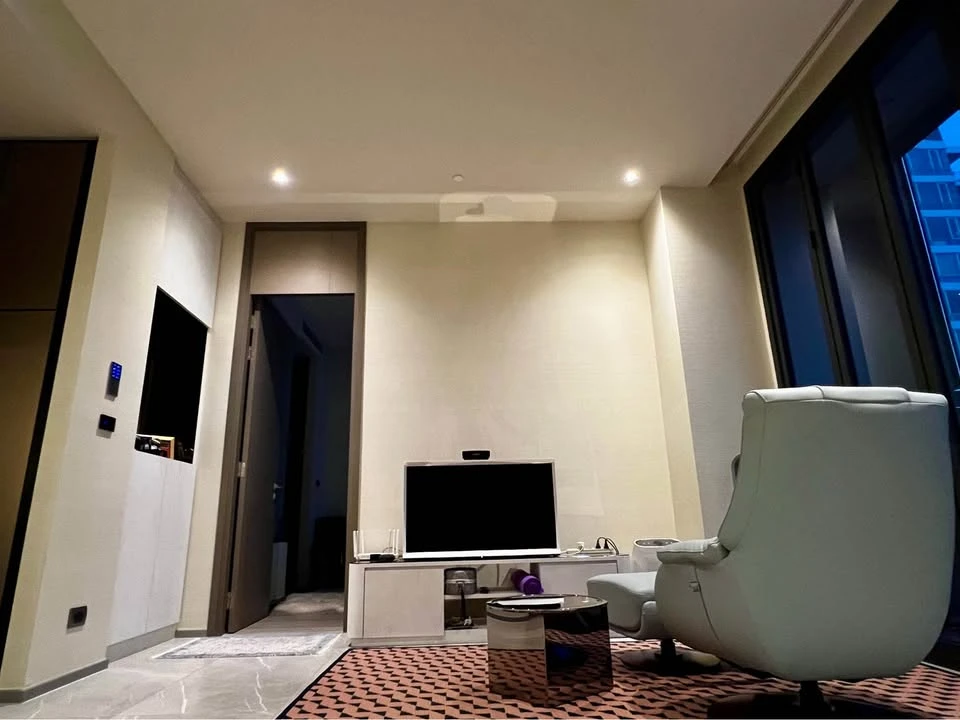ขาย Hyde Heritage Thonglor ตกแต่งด้วยวัสดุคุณภาพ Luxury แบบ fully-furnished เพิ่ม built-in ตู้เก็บของและตู้เสื้อผ้า พลาดแล้วจะเสียใจ