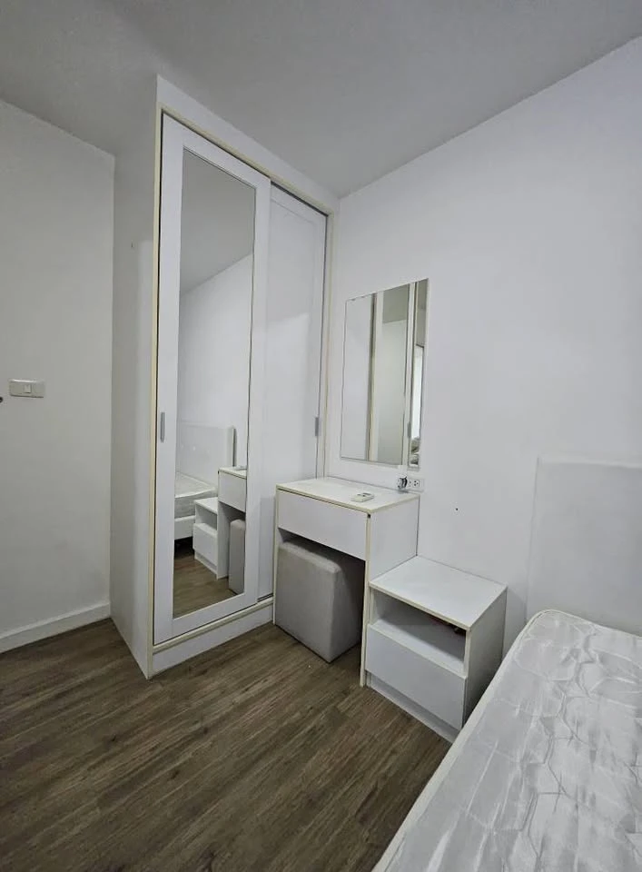 Selling I CONDO Kaset, 1 bedroom, 1 bathroom, fully furnished with complete amenities. Book now!
