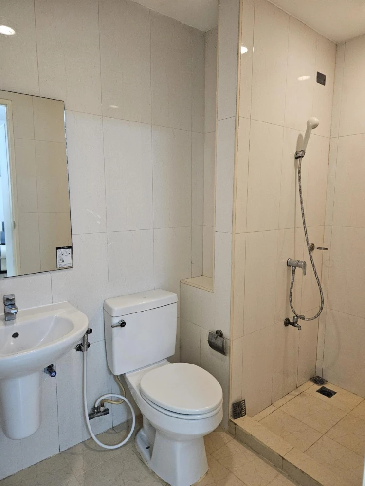 For sale I CONDO Kaset, 2nd floor, comes with complete furniture and appliances. Reserve now, don't miss out.