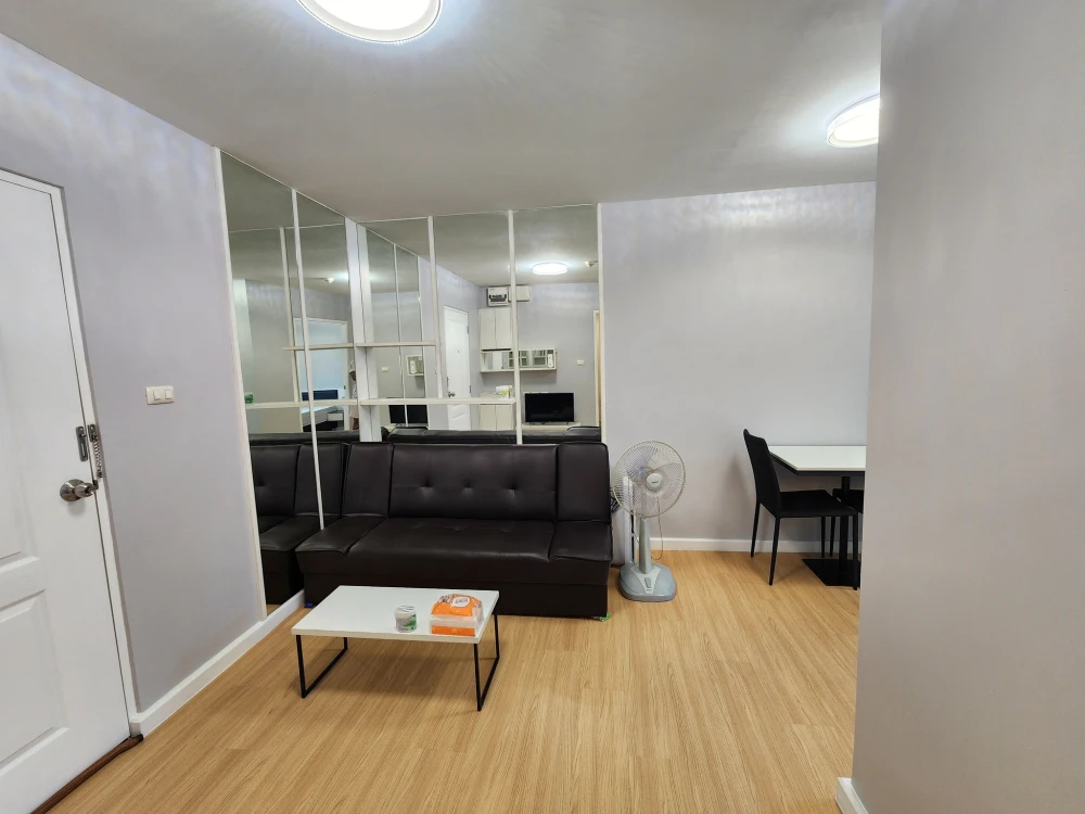 For sale: I Condo Sukhumvit 105, fully furnished + appliances, includes a sofa bed. Reserve now!