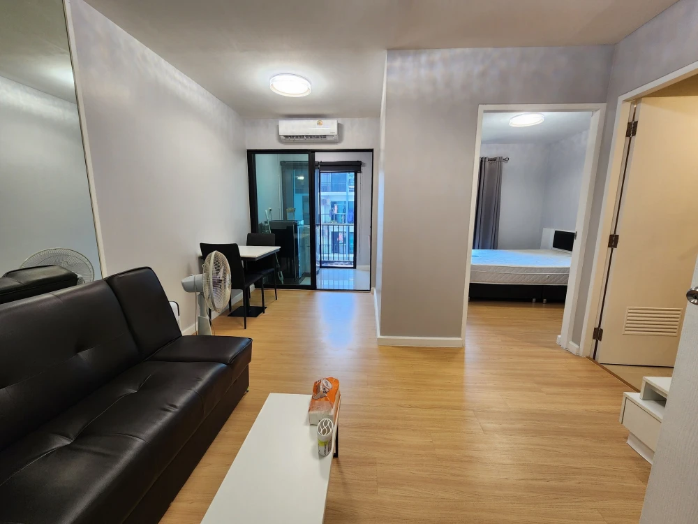 For sale: I Condo Sukhumvit 105, fully furnished + appliances, includes a sofa bed. Reserve now!