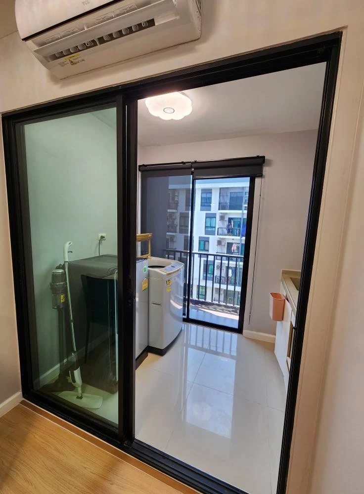 For sale: I Condo Sukhumvit 105, fully furnished + appliances, includes a sofa bed. Reserve now!