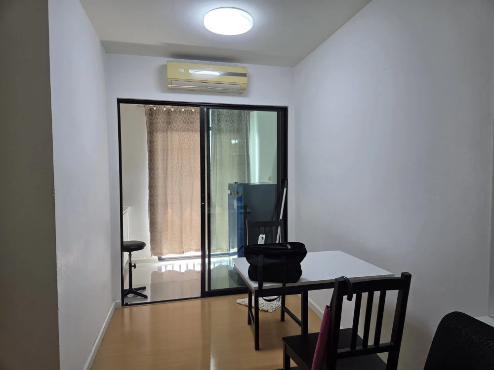 For sale: i Condo Sukhumvit 105, potential location, convenient transportation, fully furnished, must reserve.