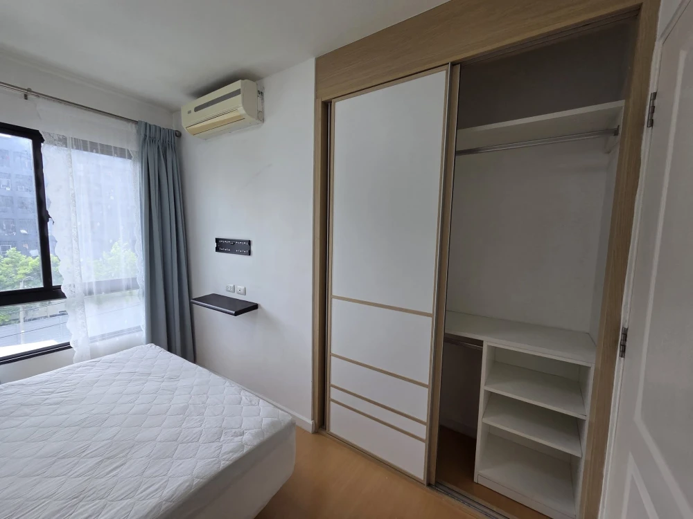 For sale: i Condo Sukhumvit 105, potential location, convenient transportation, fully furnished, must reserve.