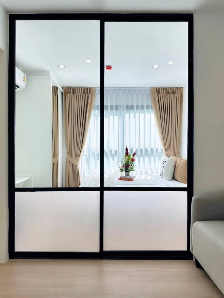 Selling iCondo Active Phatthanakan, 4th floor unit, fully furnished with appliances. Don't miss out!