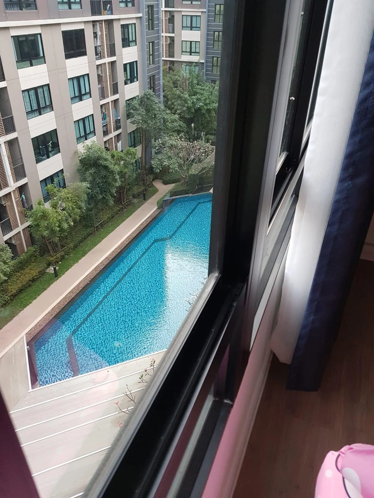 For sale: Icondo Salaya 2, 6th floor, pool view, fully furnished, interested in booking now, don't wait.