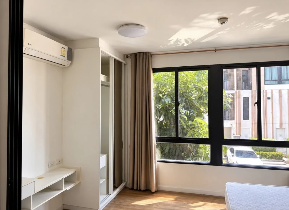 Selling 2 comfortable condo units at Icondo Salaya. Comes fully furnished with appliances. Book now!