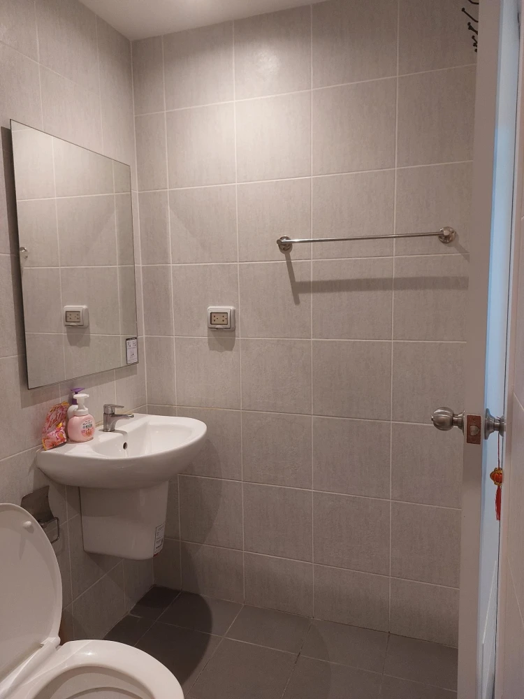 For sale: ICondo Serithai Green Space, 1 bedroom, 1 bathroom, fully furnished and equipped. Reserve now!