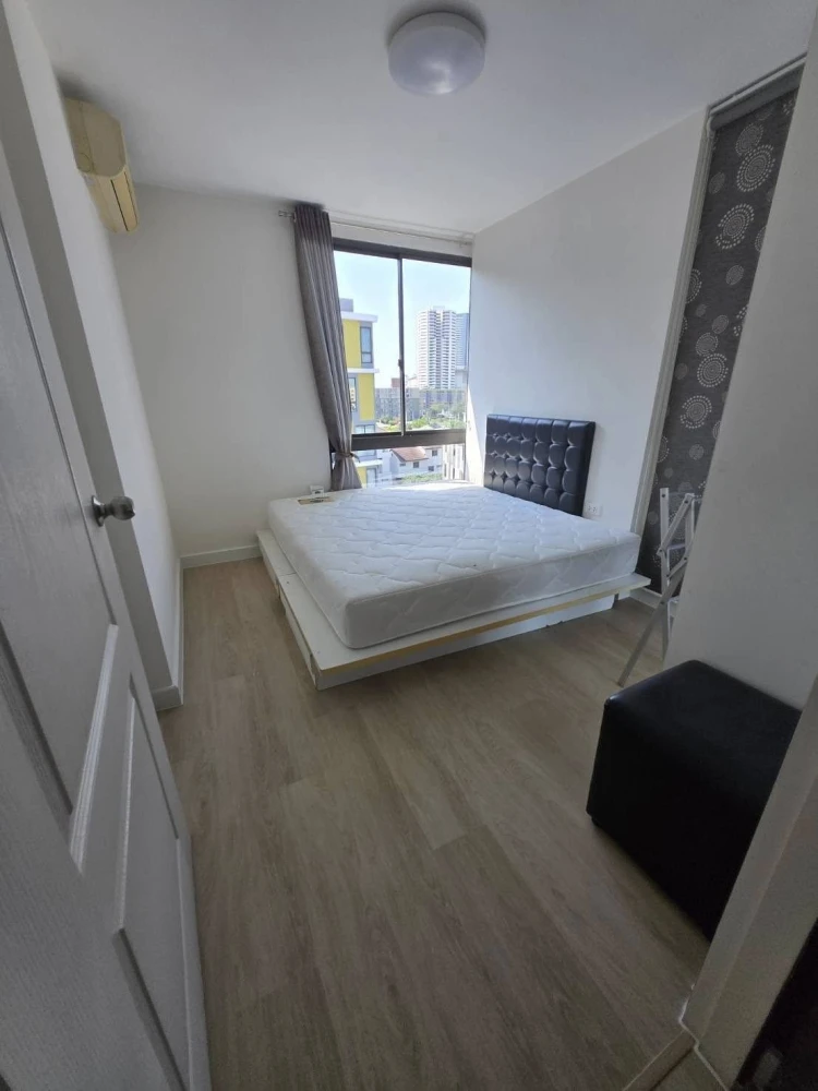 For sale: iCondo Sukhumvit 103, 2 bedrooms, 2 bathrooms, fully furnished, good location, book now.