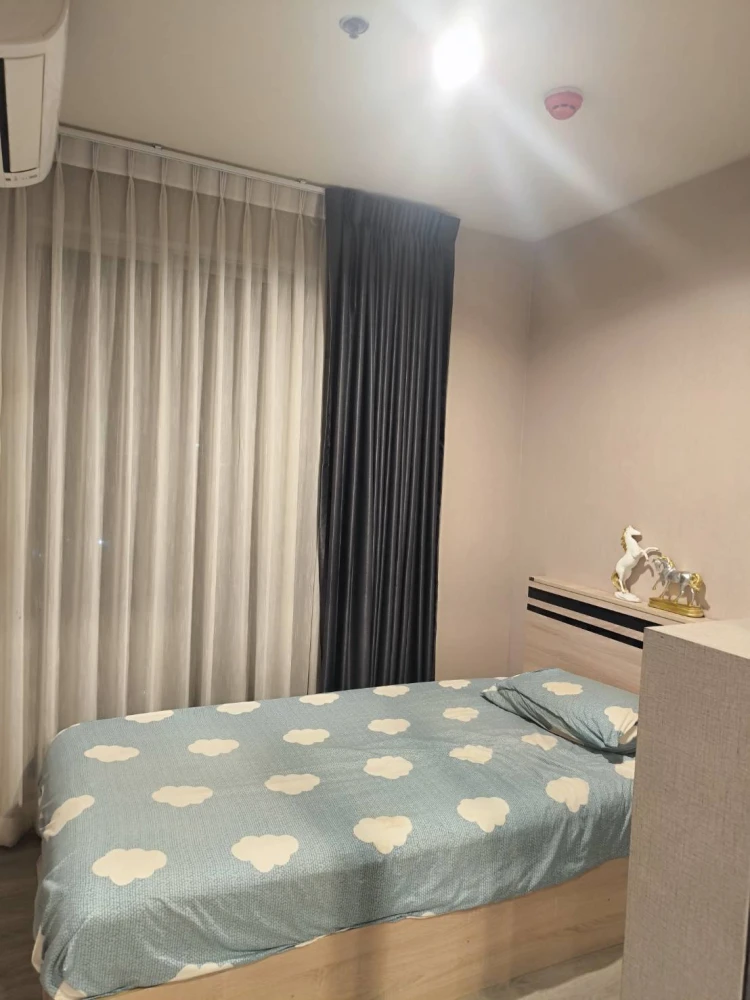 For sale: Ideo Charan 70 - Riverview, spacious room, lots of usable space, comes with complete facilities, river view, don't miss it.