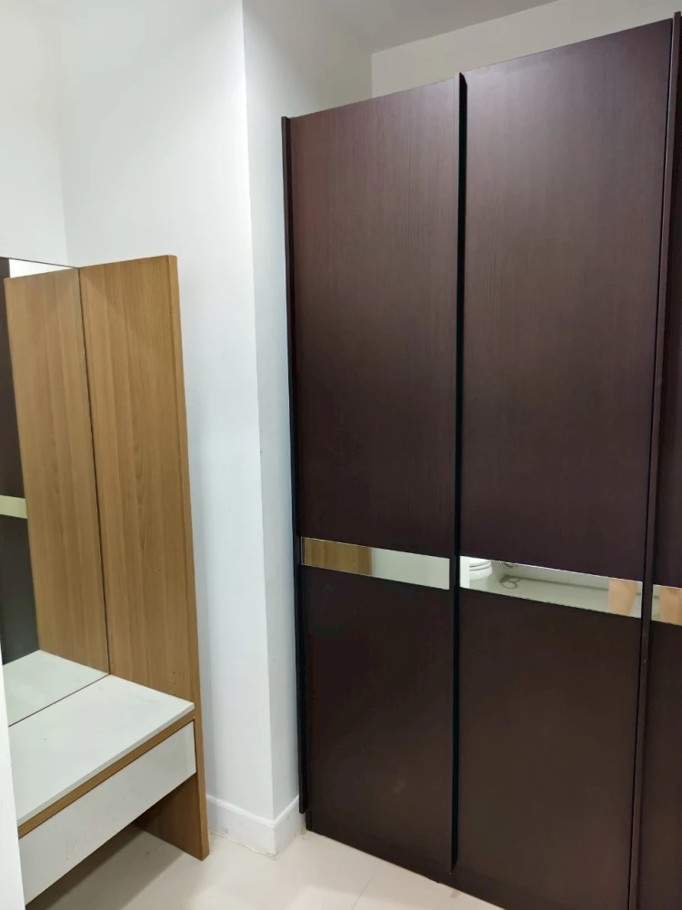 Selling Ideo Mix Sukhumvit 103 condo. High floor, fully furnished, spacious and comfortable. Book now!