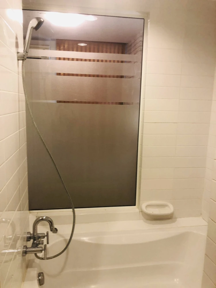 Selling Ideo Mix Sukhumvit 103, 5th floor, Building A. Wallpaper throughout the unit, fully furnished. First come, first served.