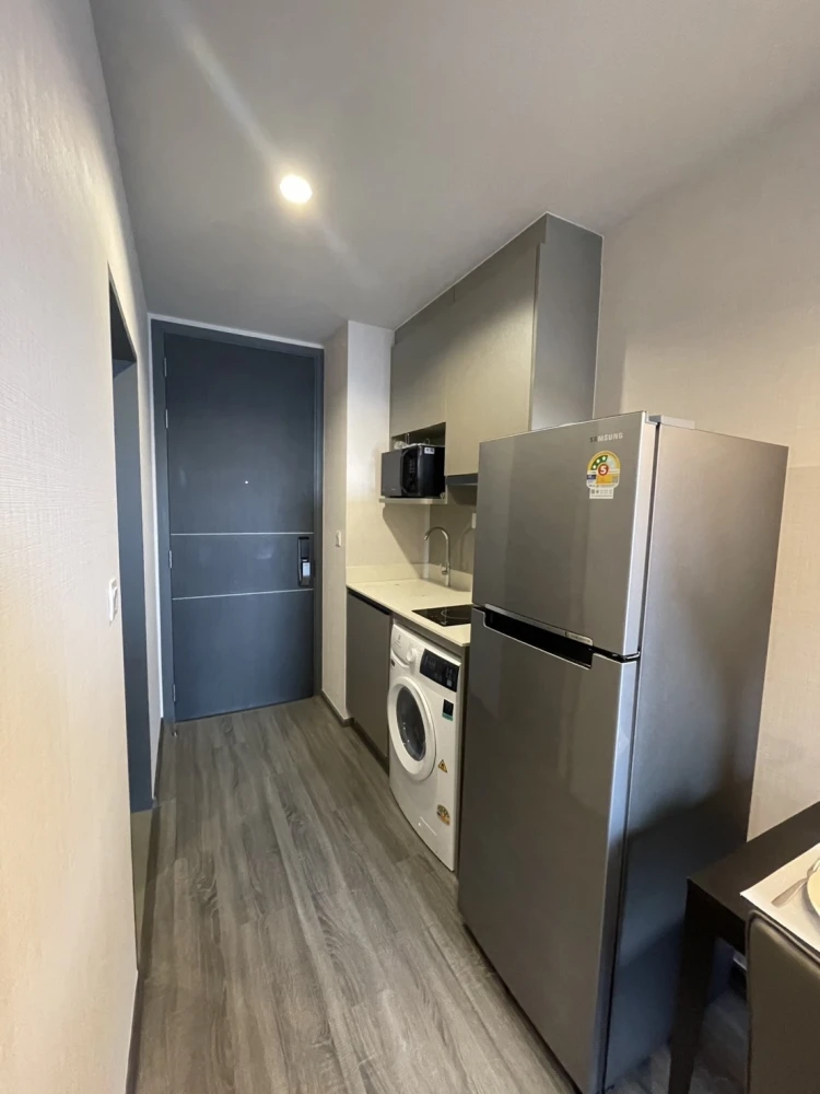[FOR SALE] Ideo Mobi Rangnam | High-Floor 1-Bed on 28th Floor with Peaceful Park Views near BTS Victory Monument 🏢🌳✨