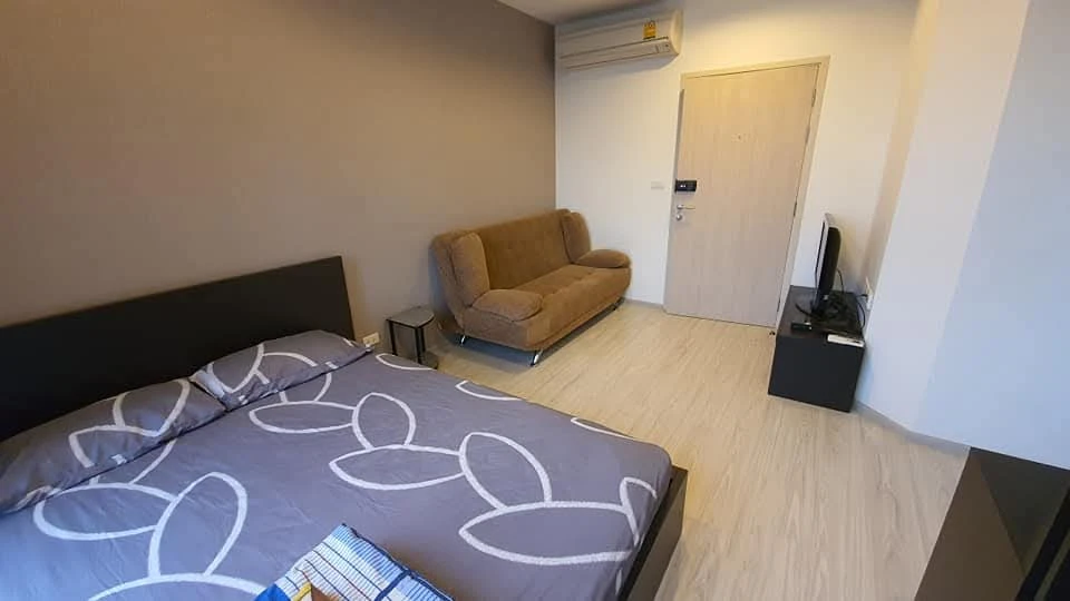 ขาย Ideo Mobi Sukhumvit Eastgate มาพร้อมเฟอร์และเครื่องใช้ไฟฟ้าที่ครบครัน จองเลยจ้า