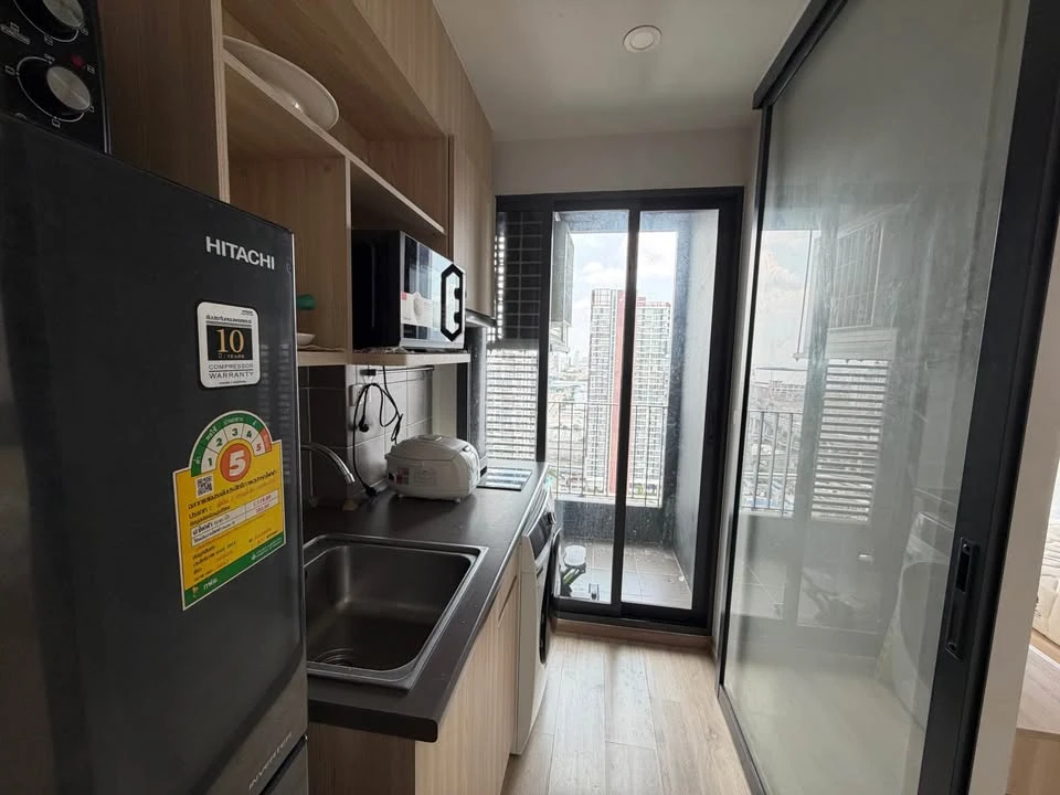 Selling Ideo O2 condo, high floor, fully furnished. Just bring your belongings and move in! Book now before it's too late! +++