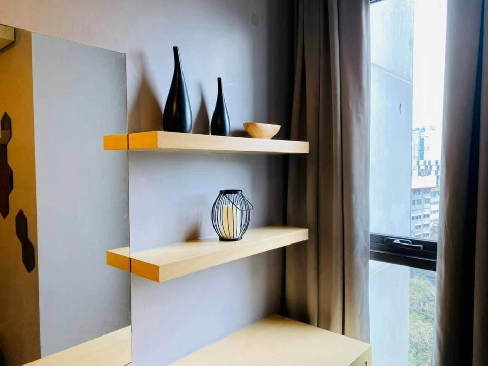 For sale: Ideo Q Ratchatewi, fully furnished with appliances. Just bring your own and move in.