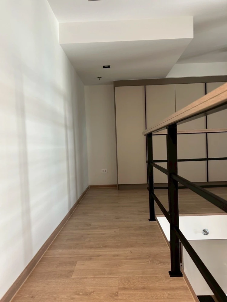 IDEO RAMA 9–ASOKE for sale, a nice room on a high floor, spacious and comfortable, just bring your bag and move in+++