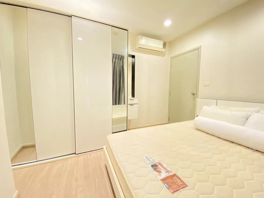 For sale: Ideo Sathorn-Tha Phra, corner room with privacy, lots of usable space, beautiful view, not blocked, don't miss out.