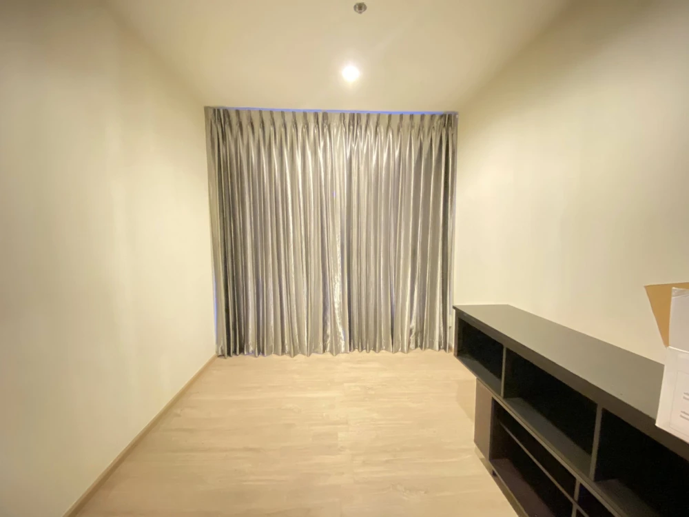 For sale: Ideo Sathorn-Tha Phra, corner room with privacy, lots of usable space, beautiful view, not blocked, don't miss out.