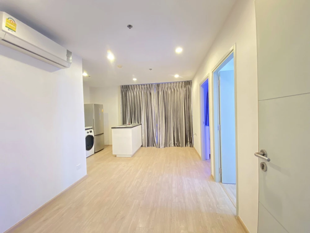 For sale: Ideo Sathorn-Tha Phra, corner room with privacy, lots of usable space, beautiful view, not blocked, don't miss out.