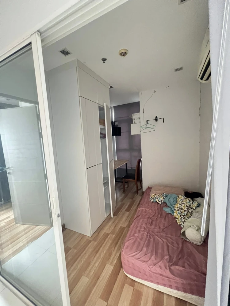 For sale: Ideo Verve Ratchaprarop, spacious room with plenty of usable space, comes fully furnished and equipped with amenities. Don't miss out! images