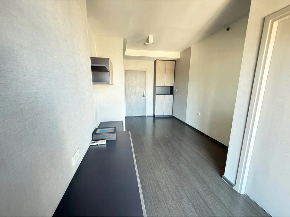 IDEO Phahonyothin-Chatuchak for sale, 18th floor, size 36.01 sq m., next to BTS Saphan Khwai, move in now, don't hesitate.