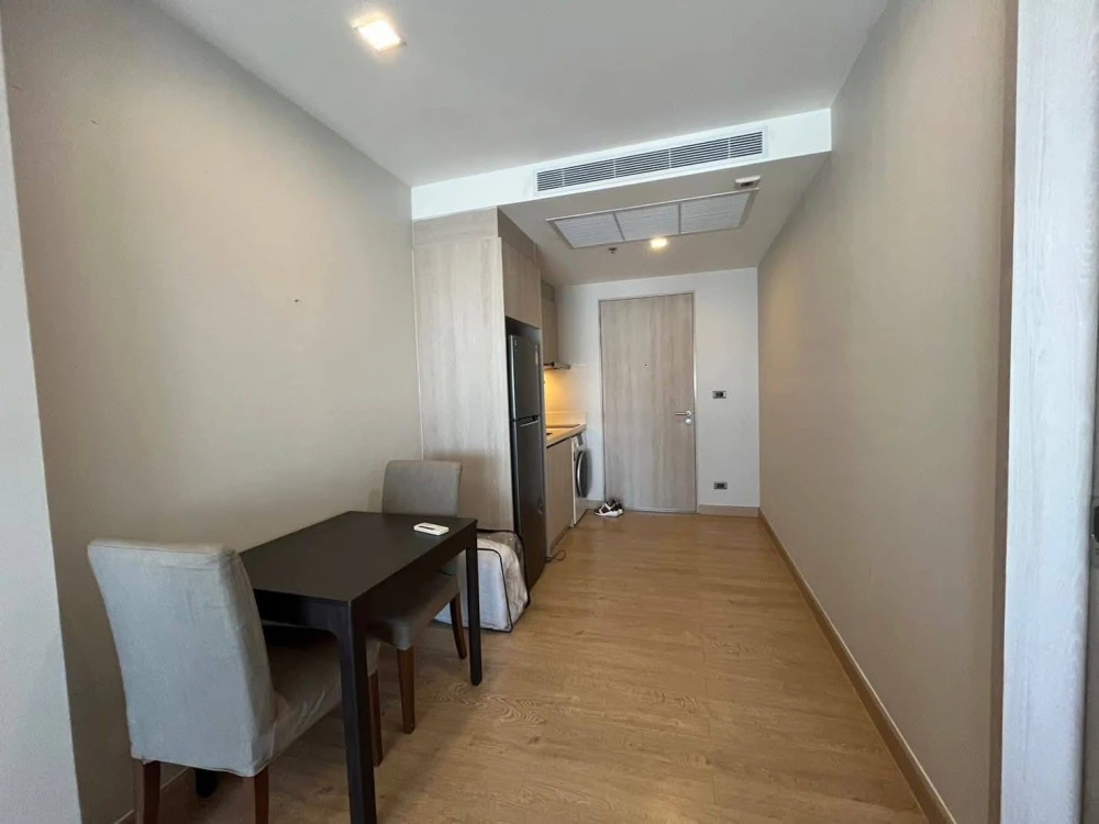 Infinity One for sale, spacious room with lots of usable space, good location, comes with complete furniture and appliances. Reserve now!