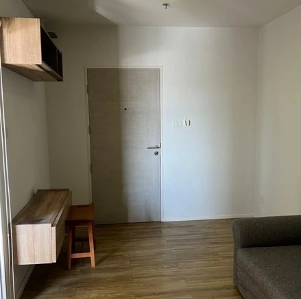 For sale: ISSI Condo Suksawat, a lovely room on the 19th floor, with a great common area and fully furnished. Don't miss out on this great deal!